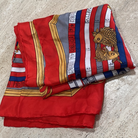 Vintage SILK SCARF 🧣 the 12 horoscopes The Sun I. MAGNIN & Co 28” by 29” - Picture 14 of 16